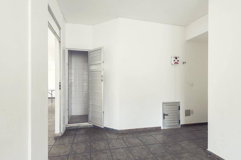 Amplo Seguro Proximo Hospital Unimed Materdei Madre Teresa Apartment Belo Horizonte Luaran gambar